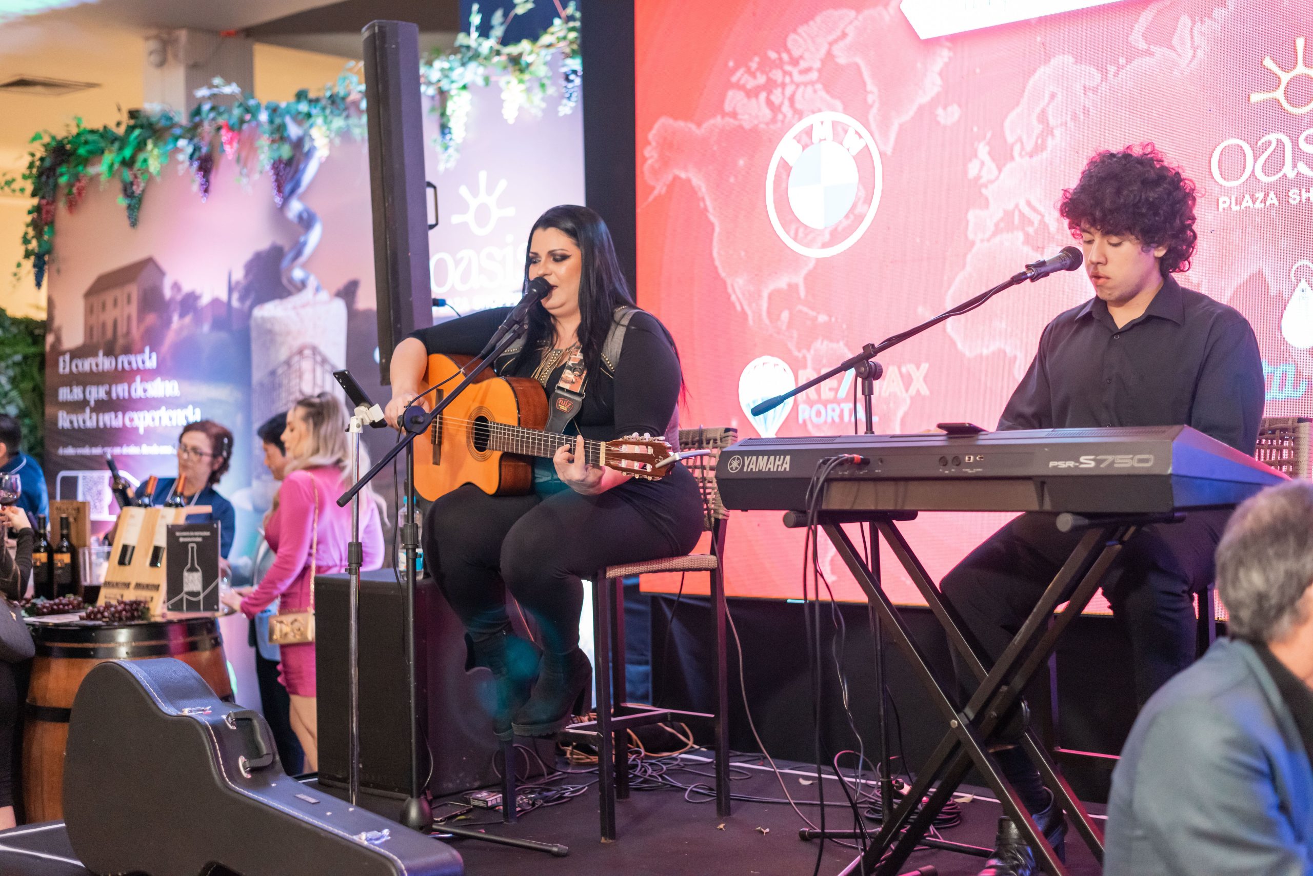 Música en vivo en Viva el Vino